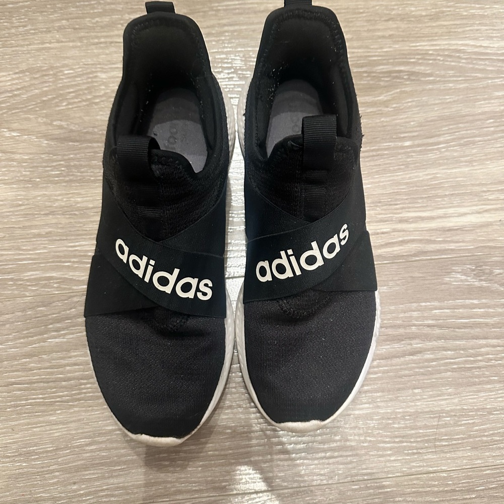 Adidas Slip on Sneakers Size 7
